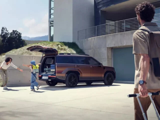 Hyundai - All-New Santa Fe Plug-in Hybrid